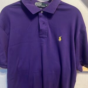 Men’s like new polo shirt Medium